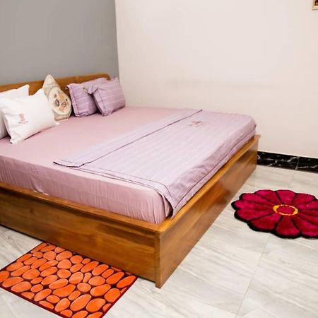 Kikis Court Resort Hohoe Экстерьер фото